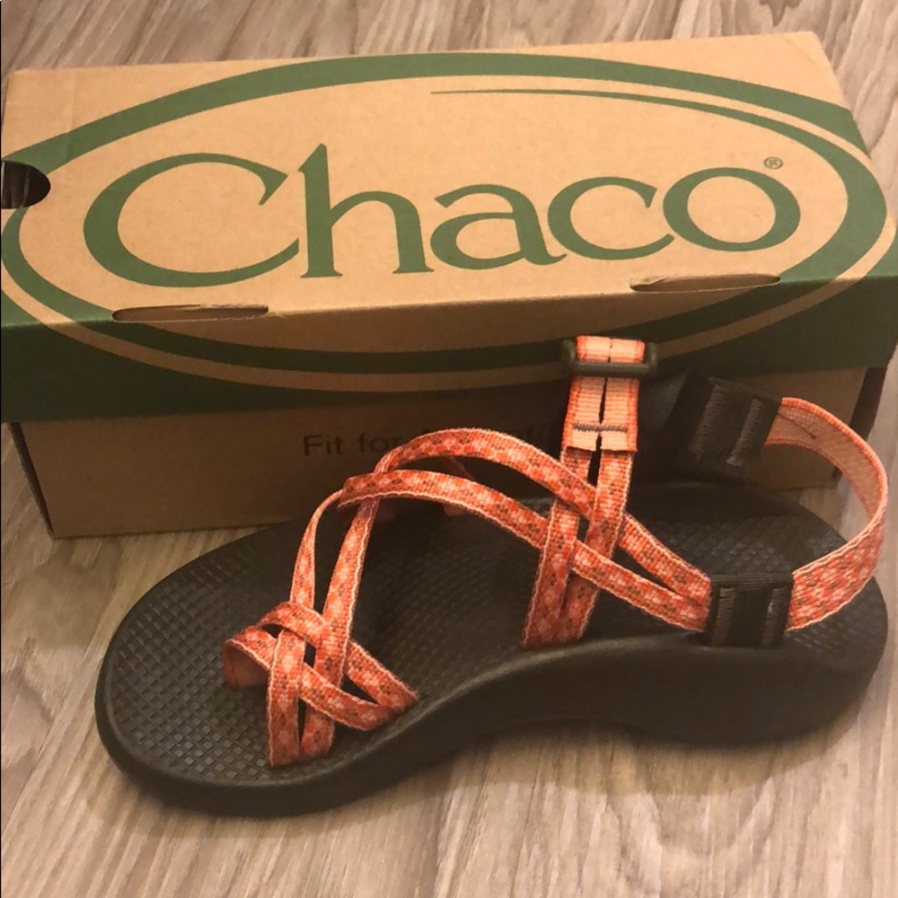 NWT and box Chaco ZX2